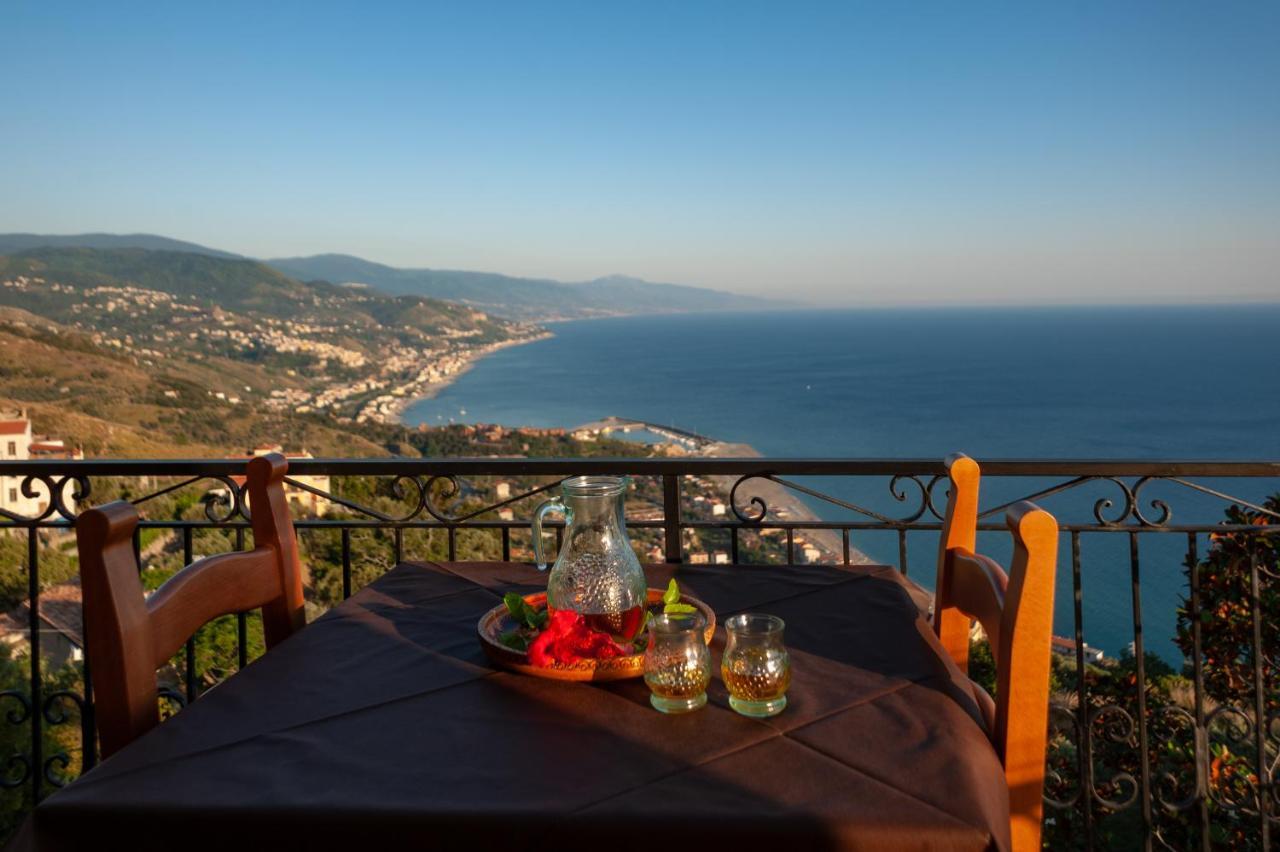 Azienda Agrituristica Le Terre Di San Leonardo Cetraro Exterior foto
